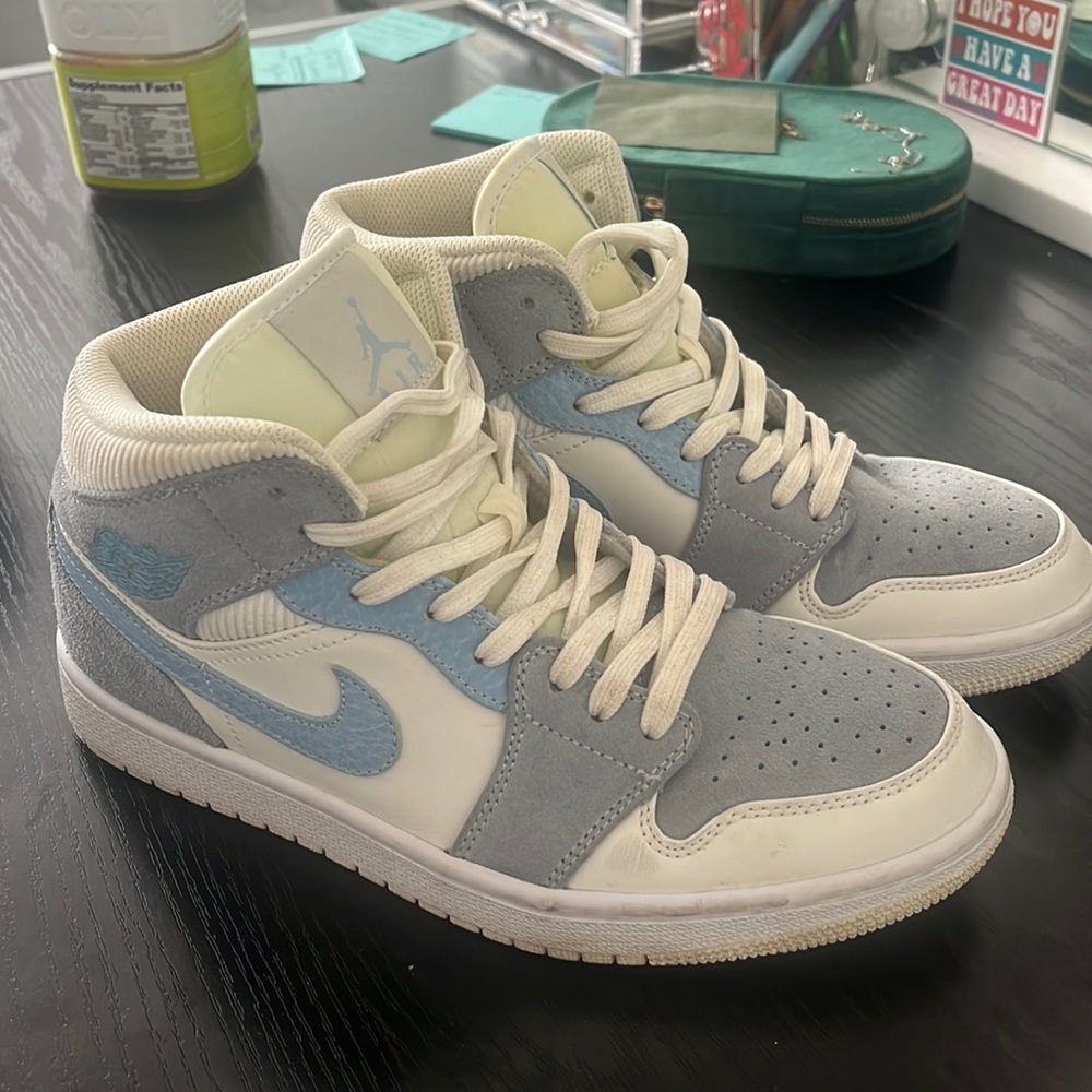 suede jordan 1 blue